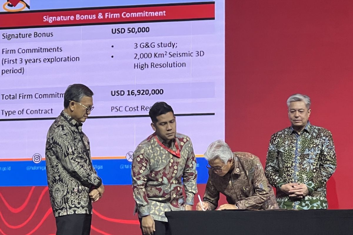 Petronas tandatangani perpanjangan kontrak WK Ketapang kemudian Bobara